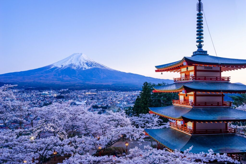 50 самых красивых мест Японии 2023